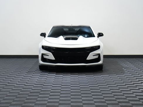 Used 2019 Chevrolet Camaro LS RWD image 4