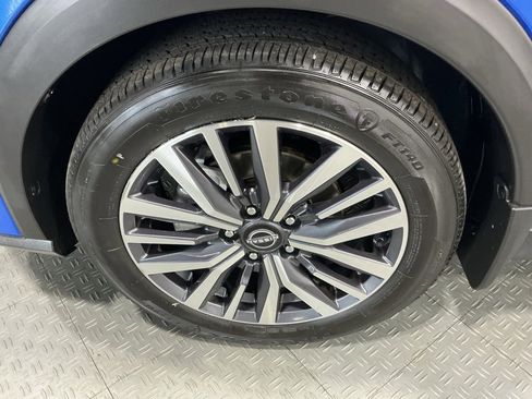 Used 2023 Nissan Kicks SV image 26