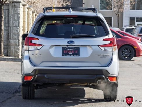Used 2021 Subaru Forester Limited image 15