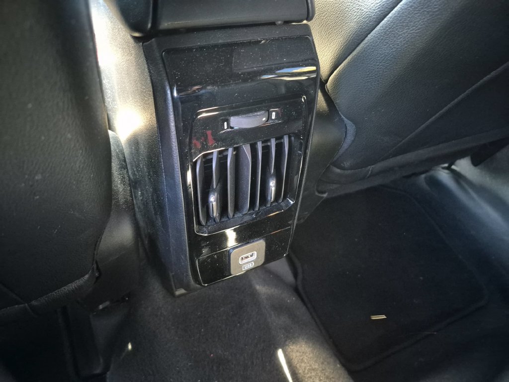 Used 2023 Jeep Compass Limited AWD/4WD image 16