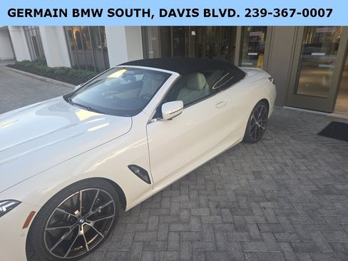 Used 2022 BMW M850i xDrive Convertible image 10
