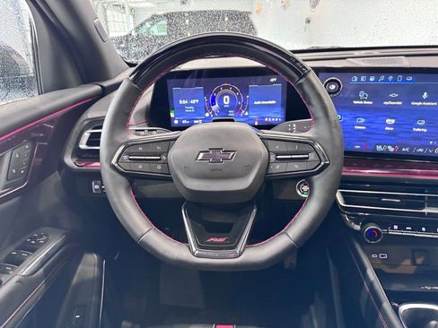 Certified 2025 Chevrolet Traverse RS w/ LPO, Floor Liner Package image 16