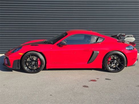Used 2025 Porsche 718 Cayman GT4 RS image 2