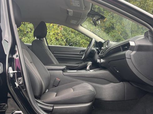 Used 2024 Nissan Altima 2.5 S image 16