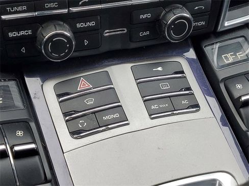 Used 2010 Porsche Panamera 4S image 27