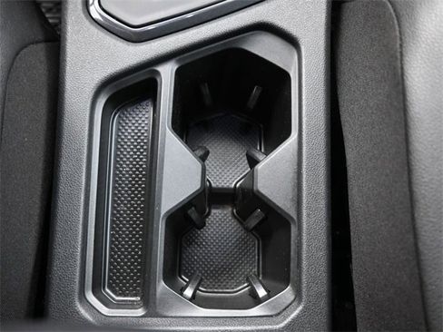 Used 2021 Volkswagen Tiguan SE R-Line w/ 3-Row Tiguan MDO Package image 9