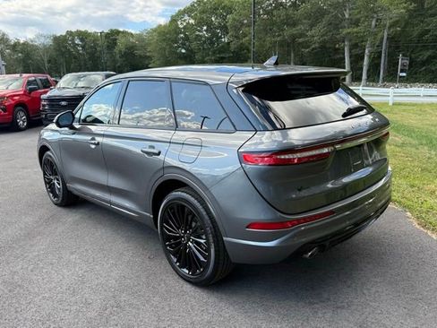 Used 2023 Lincoln Corsair AWD w/ Equipment Group 101A image 4