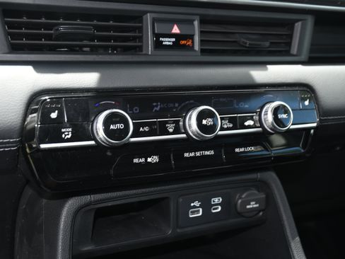 Certified 2025 Honda Pilot EX-L image 15