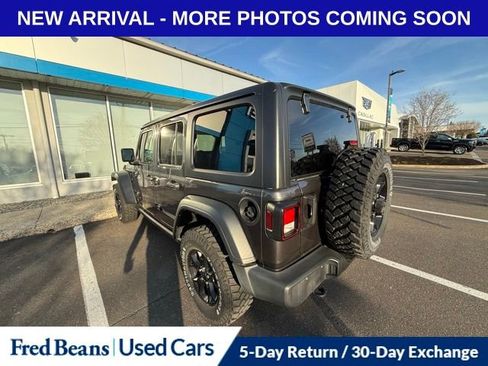 Used 2023 Jeep Wrangler Willys image 14