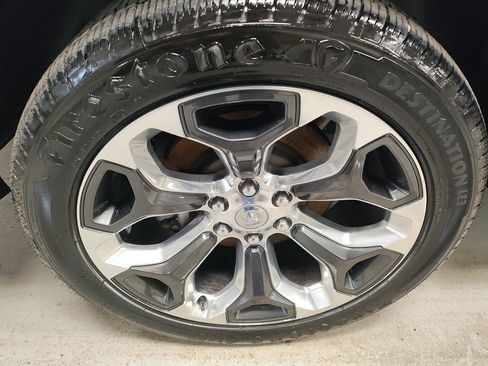 Used 2022 RAM 1500 Limited image 3