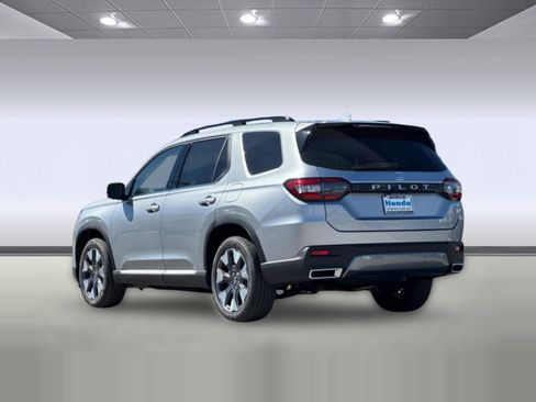 New 2026 Honda Pilot Elite image 3