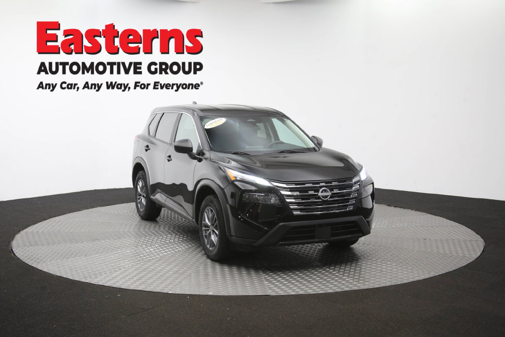 Used 2024 Nissan Rogue S AWD/4WD image 52