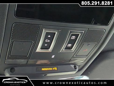 Used 2023 Land Rover Defender 130 SE AWD/4WD image 29