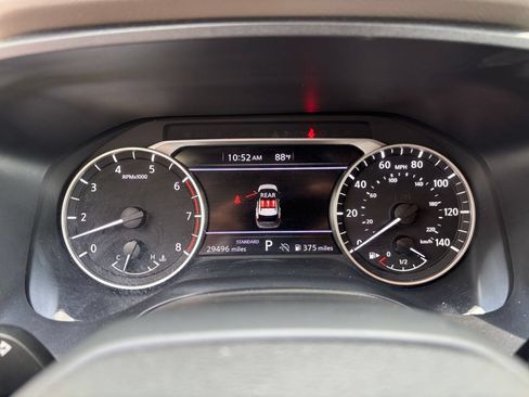 Used 2025 Nissan Rogue SV FWD image 36