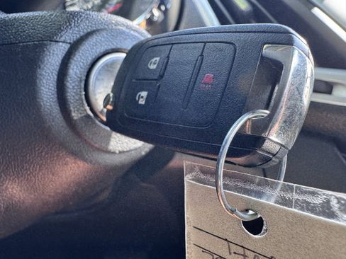 Used 2013 GMC Terrain SLE FWD image 33