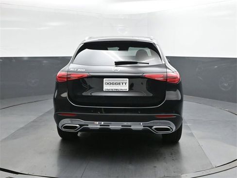 New 2026 Mercedes-Benz GLC 300 image 8