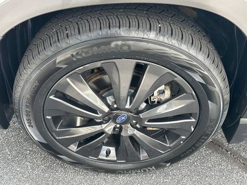 Used 2022 Subaru Ascent Onyx Edition AWD/4WD image 10