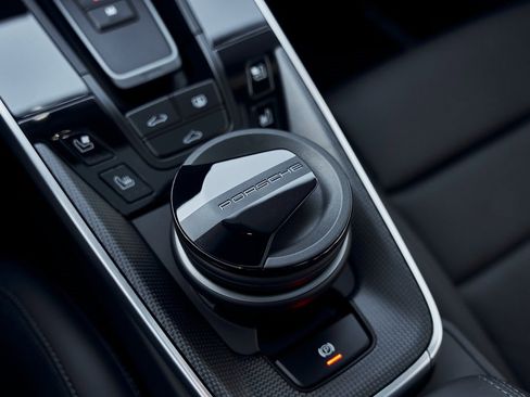 Used 2024 Porsche 911 Turbo image 61