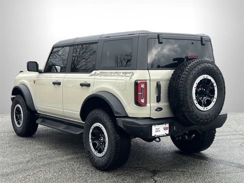 New 2025 Ford Bronco Badlands w/ Sasquatch Package image 24