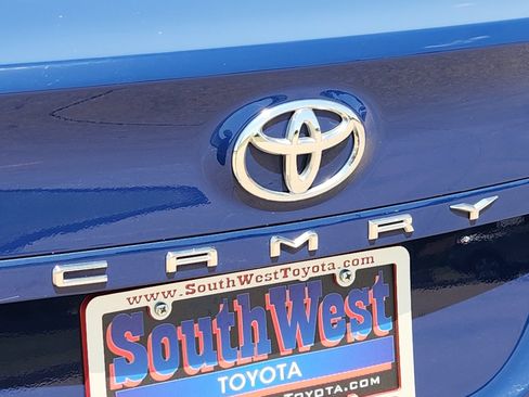 Used 2023 Toyota Camry LE FWD image 12