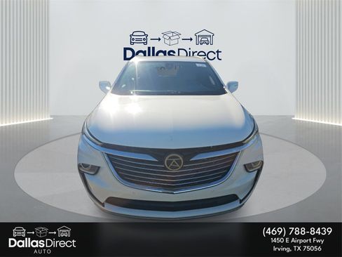 Used 2022 Buick Enclave Essence image 3