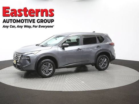 Used 2024 Nissan Rogue S AWD/4WD image 58