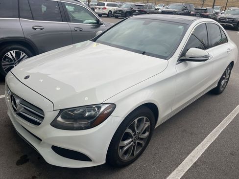 Used 2018 Mercedes-Benz C 300 4MATIC Sedan image 3