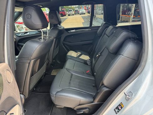 Used 2019 Mercedes-Benz GLS 450 4MATIC image 10