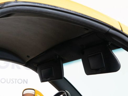 Used 2006 Chevrolet SSR w/ Preferred Equipment Group image 64