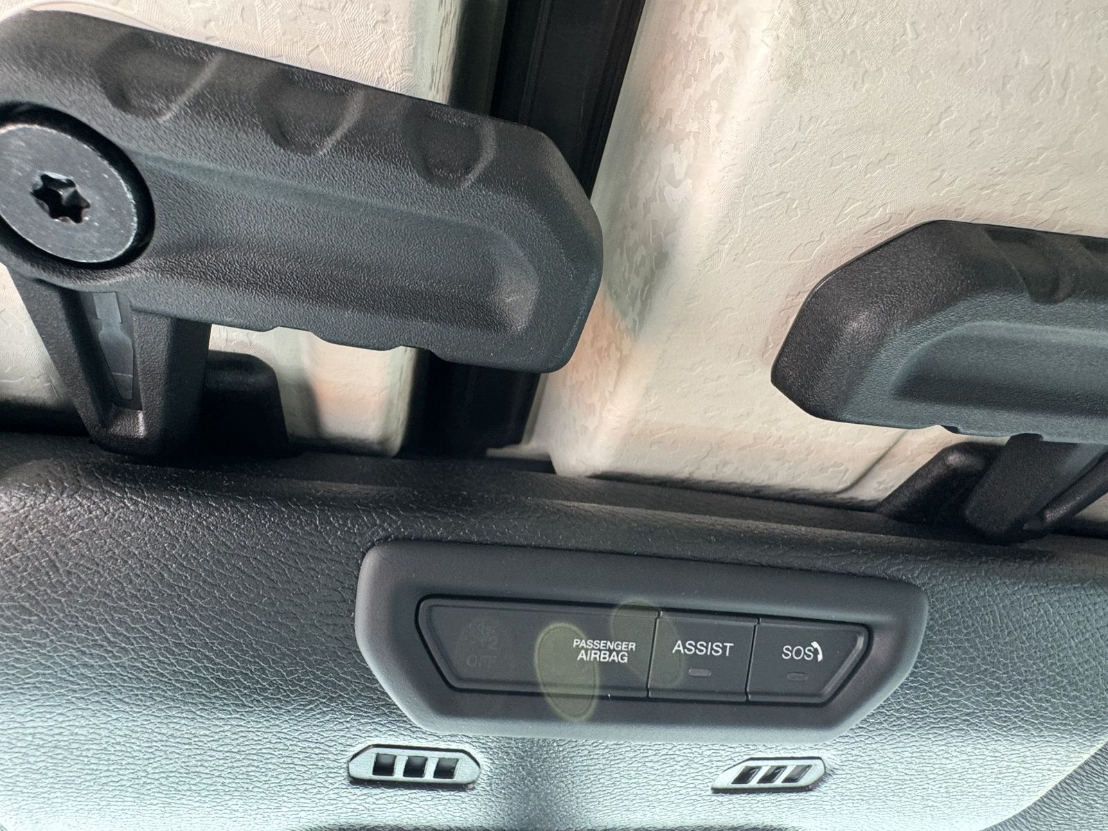 Used 2023 Jeep Wrangler Unlimited w/ 8.4" Radio Group AWD/4WD image 25