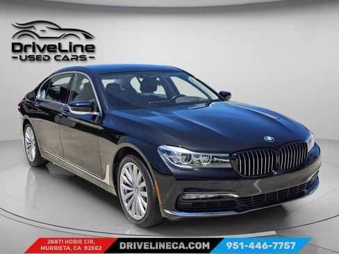 Used 2018 BMW 740i image 16
