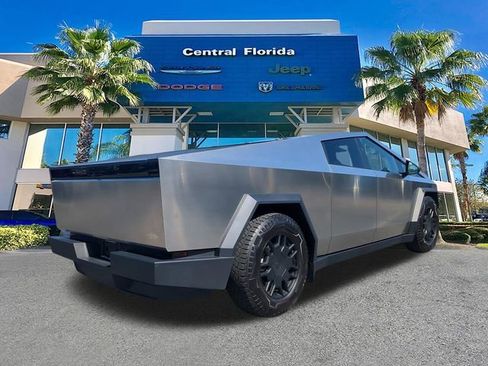 Used 2024 Tesla Cybertruck Cyberbeast AWD/4WD image 5
