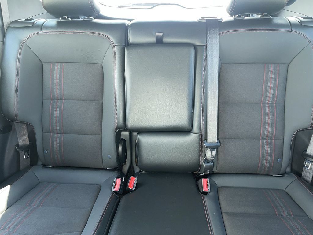 Used 2024 Chevrolet Equinox RS FWD image 26