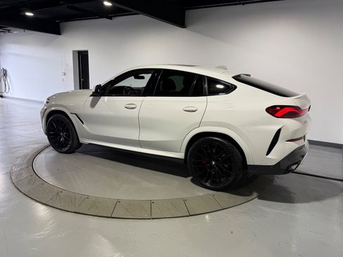 Used 2023 BMW X6 xDrive40i w/ M Sport Package AWD/4WD image 17