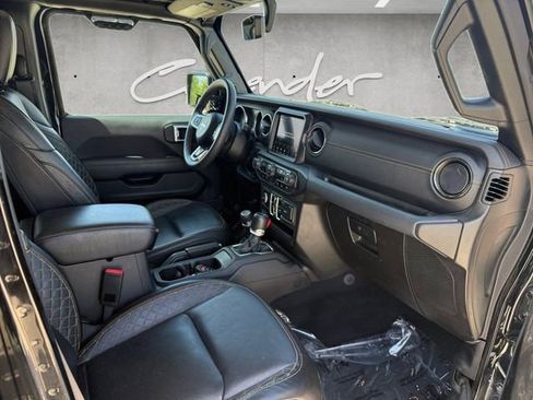Used 2023 Jeep Gladiator Overland AWD/4WD image 25