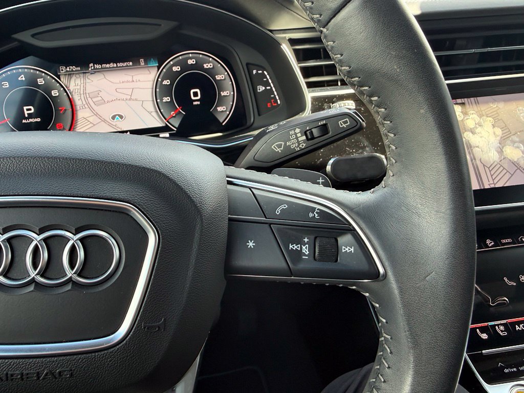 Used 2021 Audi Q8 Prestige AWD/4WD image 32