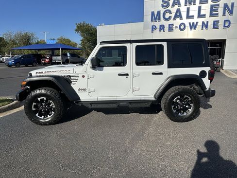 Used 2024 Jeep Wrangler Unlimited Rubicon image 3