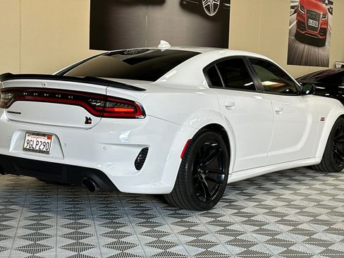 Used 2023 Dodge Charger Scat Pack image 4