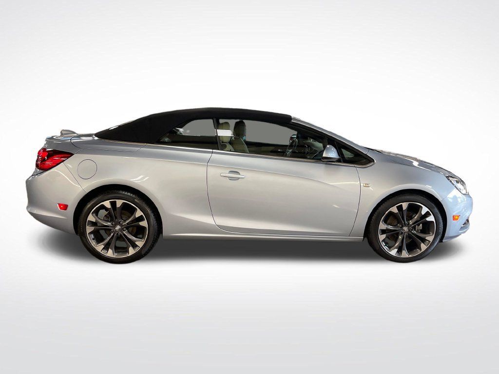 Used 2019 Buick Cascada Premium FWD image 7