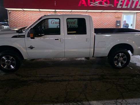 Used 2015 Ford F250 Lariat w/ Lariat Interior Package image 4