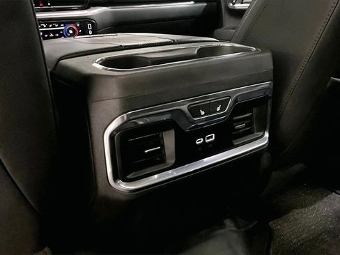 Used 2024 Chevrolet Silverado 3500 High Country w/ High Country Premium Package image 12