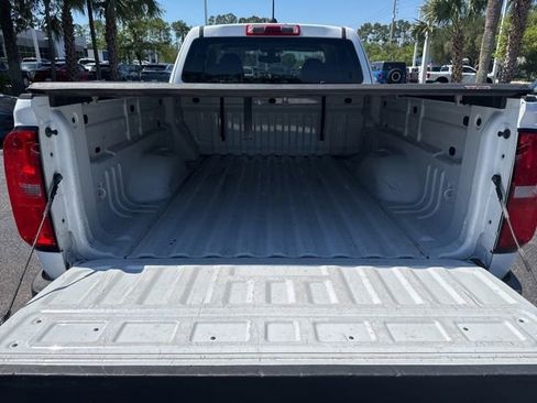 Used 2019 Chevrolet Colorado W/T w/ Custom Special Edition RWD image 15