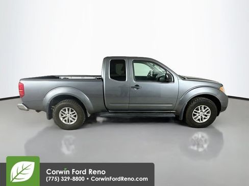 Used 2016 Nissan Frontier SV w/ SV Value Truck Package AWD/4WD image 9