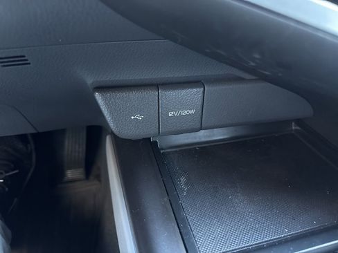 Used 2024 Toyota Camry LE image 6