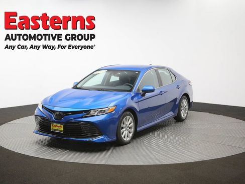 Used 2019 Toyota Camry LE FWD image 53