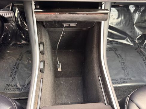 Used 2018 Tesla Model 3 Long Range image 18