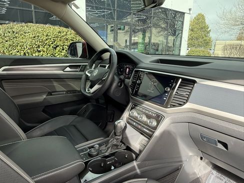 Used 2023 Volkswagen Atlas SEL Premium image 30