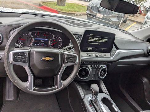 Used 2023 Chevrolet Blazer LT image 15