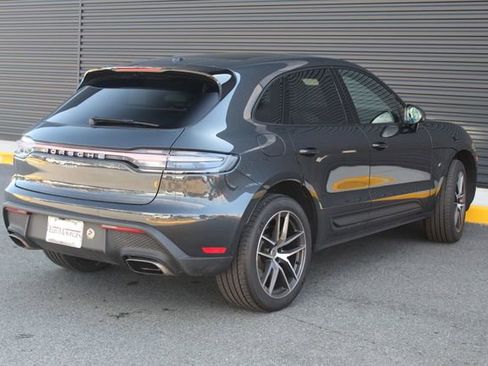 Certified 2026 Porsche Macan Base image 8