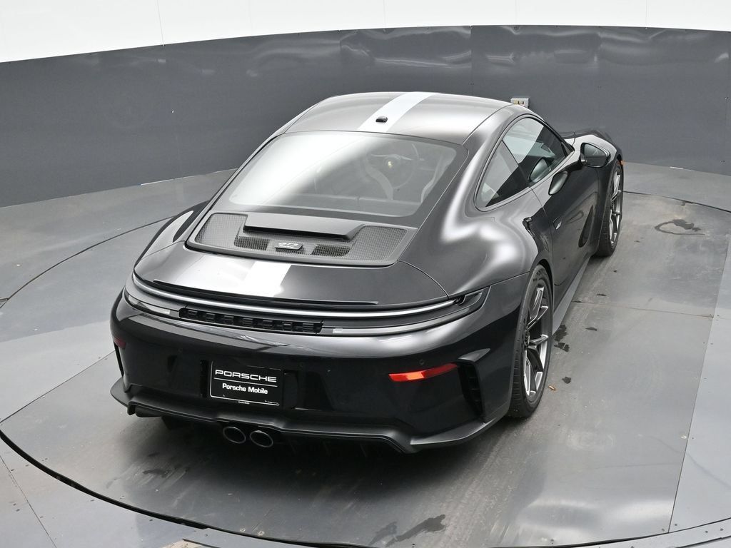 Used 2026 Porsche 911 GT3 RWD image 29